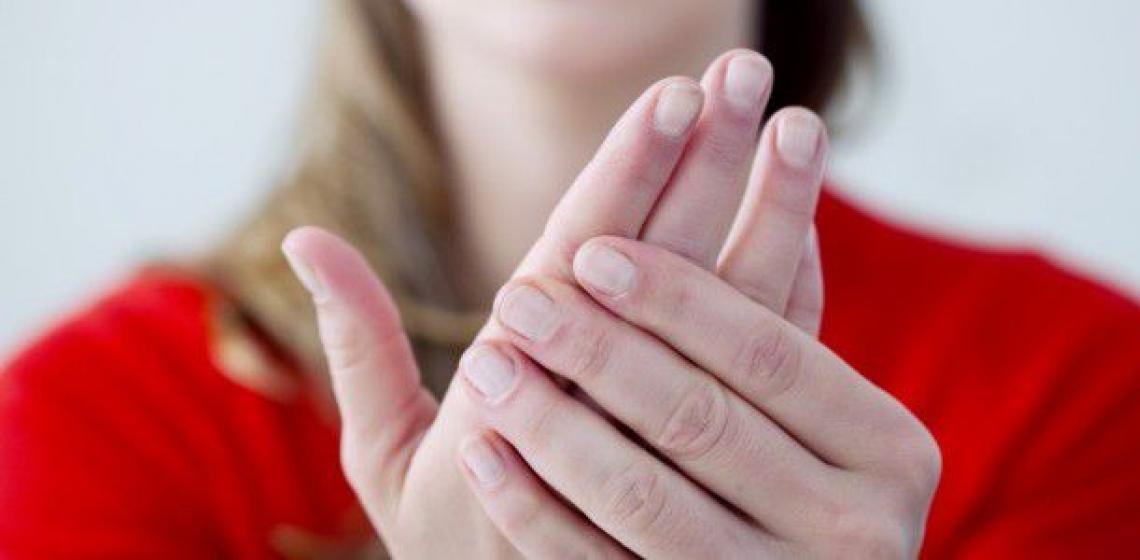 Тремор рук: причины и лечение